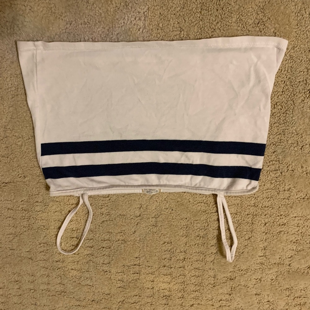 brandy melville straight across top